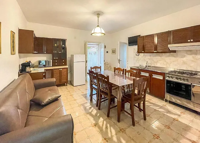 Lovely Home In Marina Di Lizzano With Wifi